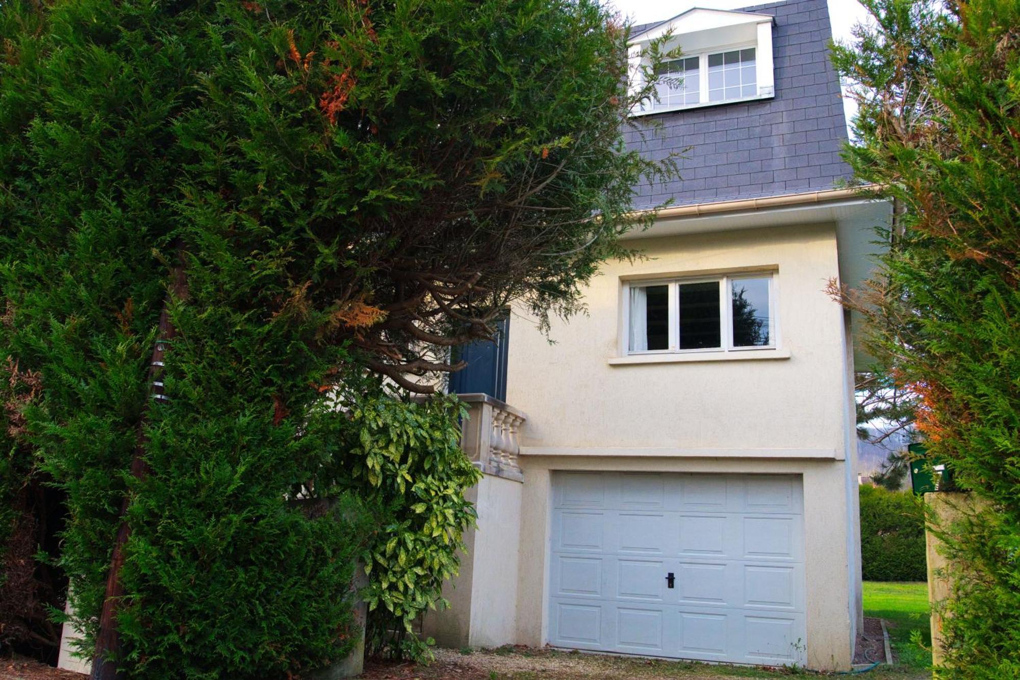 Maison Ideale Pour Visiter Paris Versailles - Chambres Privees Paris-Saclay Bures-sur-Yvette Exterior photo